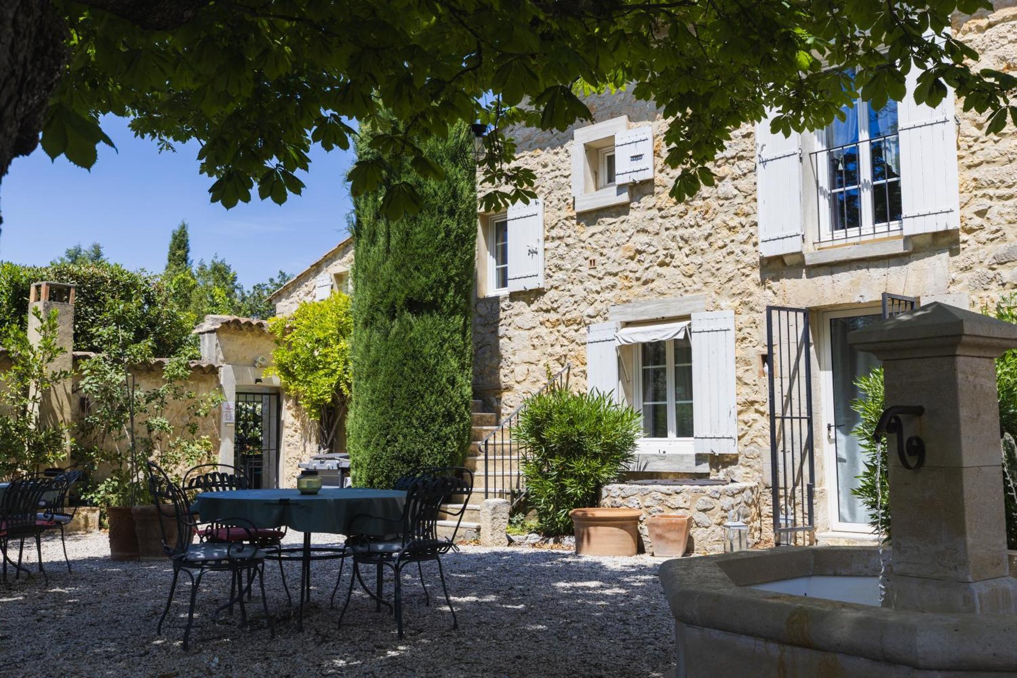 Grand Luberon Chez Manon En Luberon - Vacation In Ferienhaus *